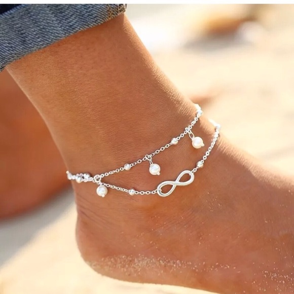 Jewelry - 🎉Summer Sale🎉Silver pearl anklet